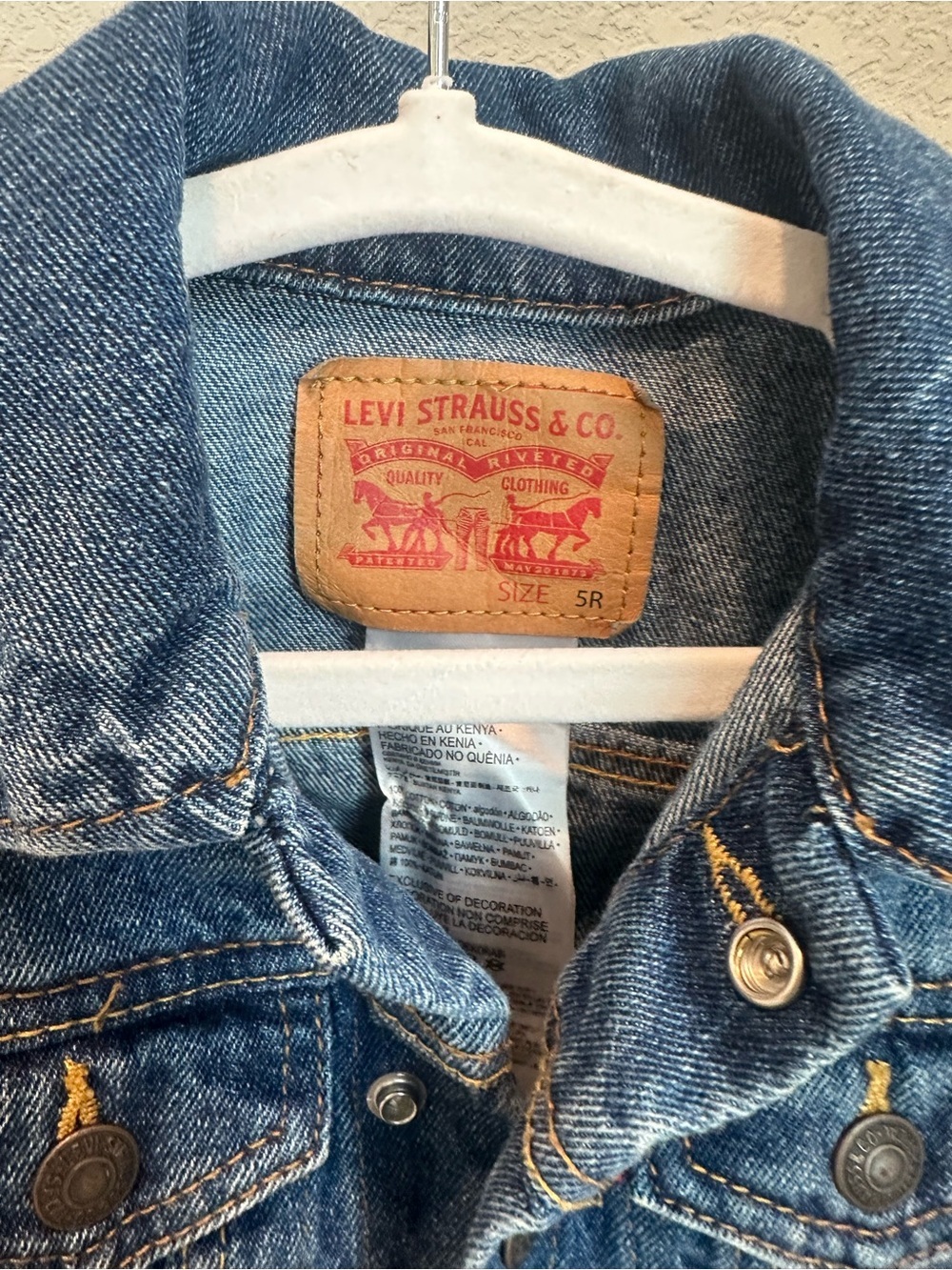 Levi's Kids Dark Blue Denim Trucker Jacket - Picture 2 of 6